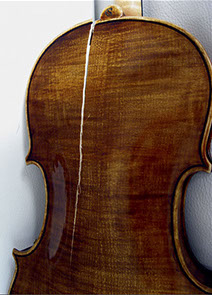 zerstörte Violine